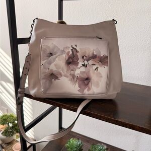 Simply Vera Vera Wang Cream Floral Crossbody Bag